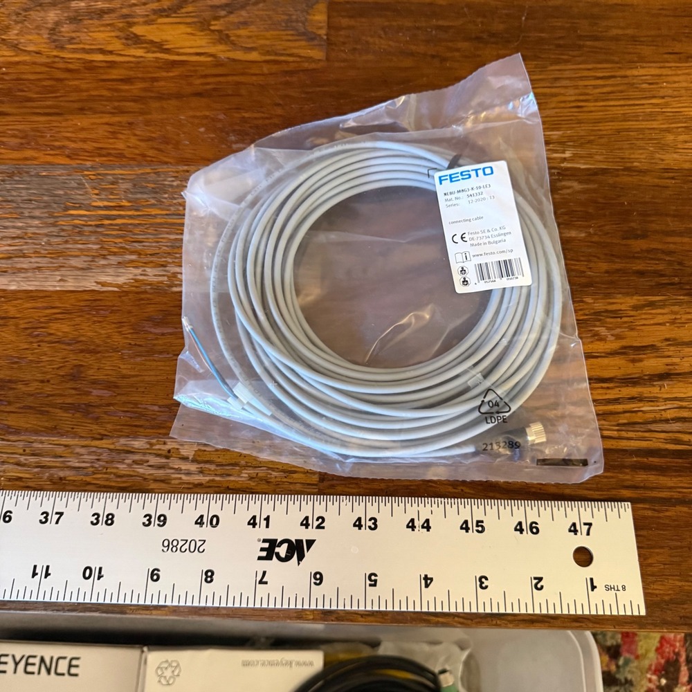 Festo NEBU-M8G3-K-10-LE3 Connecting Cable 541332 M8 3-Pin 10m Grey PVC New